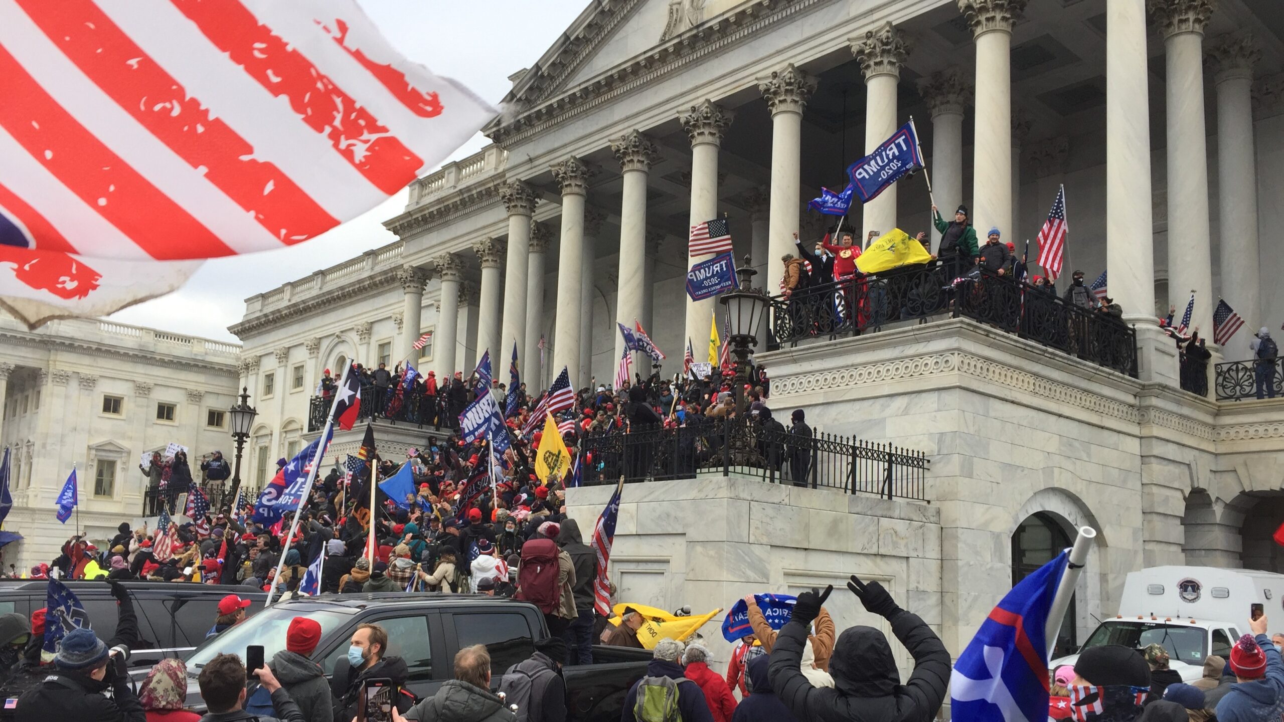 Crowd of Trump supporters marching on the U.S. Capitol on 6 January 2021