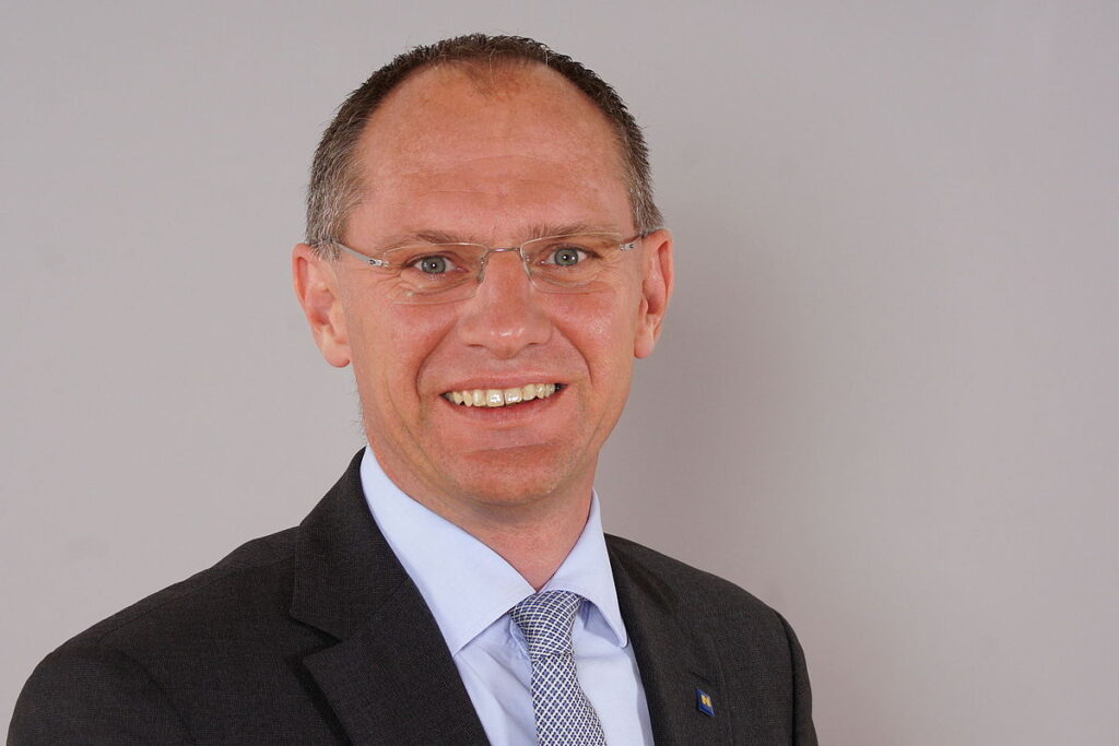 Austria Pushes for Stricter Syrian and Afghan Deportations Policy