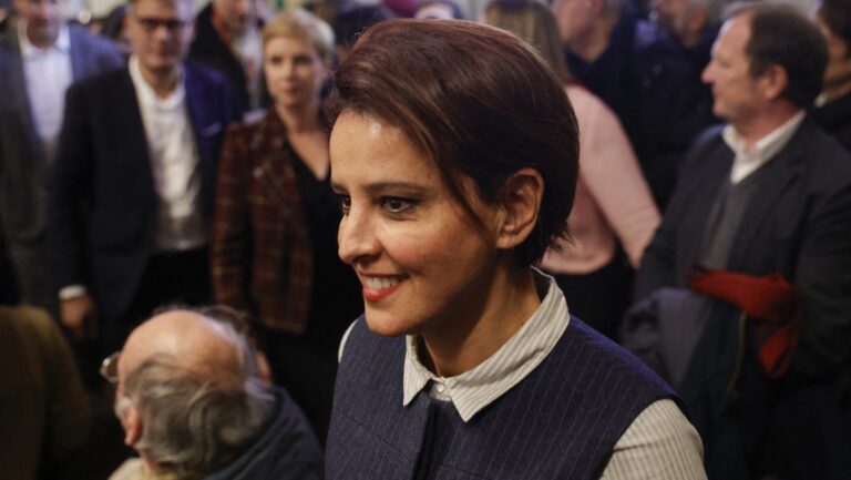 Former Socialist Minister Under Disciplinary Action for Encouraging Immigration