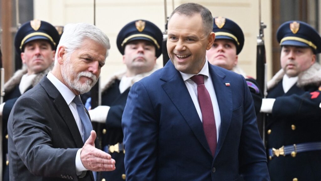 Nawrocki Visits Prague in Bid to Reforge V4 Alliance