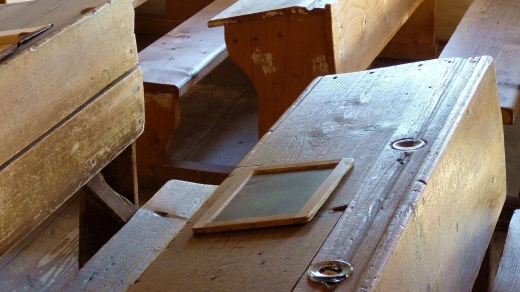 French Catholic Schools Owed Close to €1 Billion in Public Funds