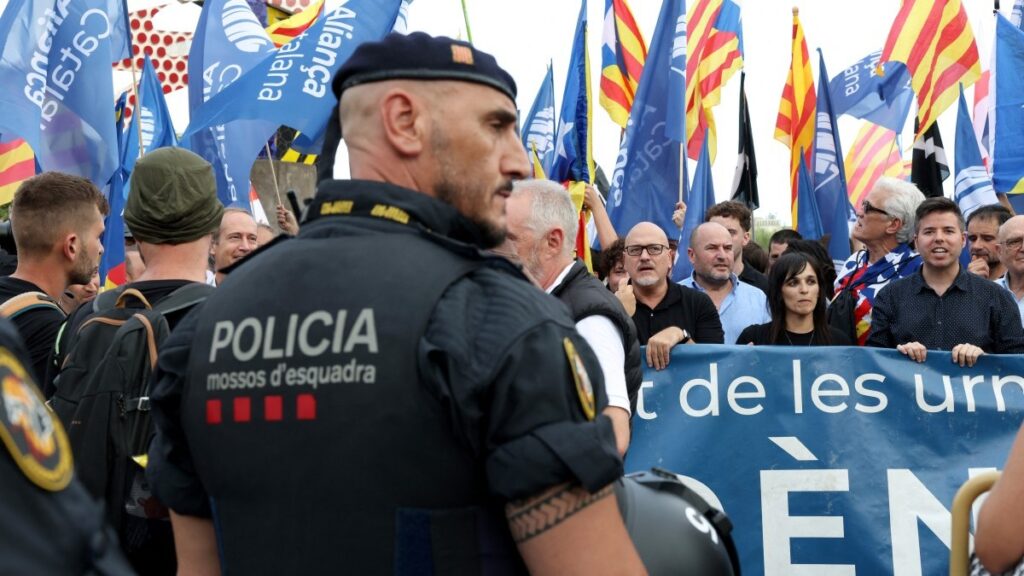 Fed-Up Catalans Flock to Anti-Immigration Party