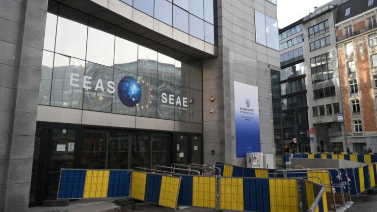 EU Fraud Probe: A Growing Accountability Crisis