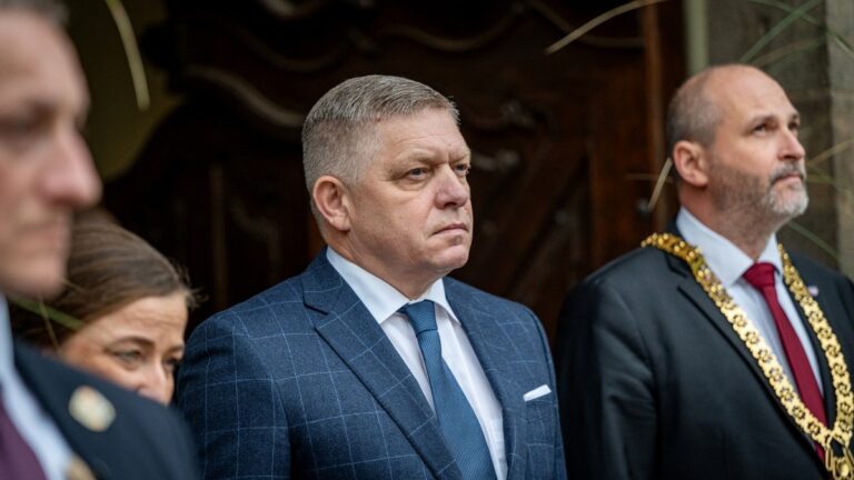 Slovak Prime Minister Robert Fico (C) waits for the arrival of the Ukrainian Prime Minister for their meeting in Košice, Slovakia, on October 17, 2025.