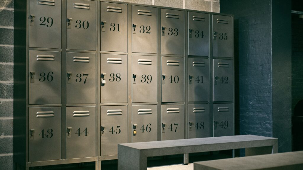 UK: Employers May Allow Trans Women in Female Changing Rooms