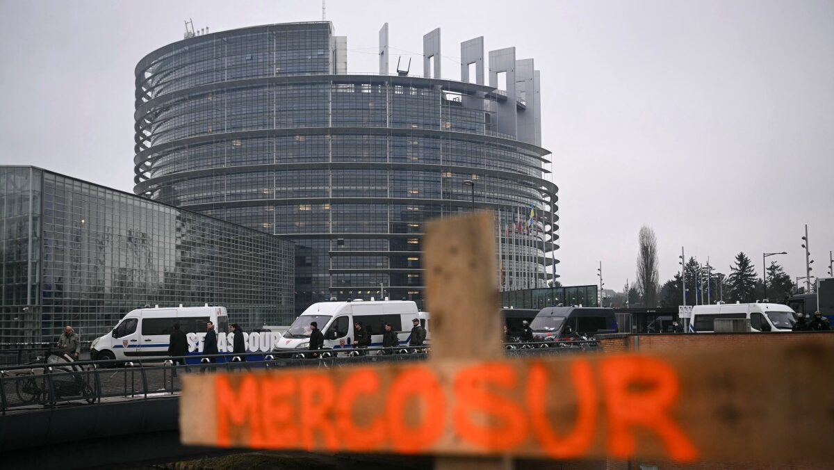 Brussels, Mercosur, and the Theatre of Control