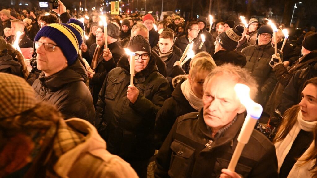 Demonstrators outside the Slovak Embassy in Budapest on January 3, 2026