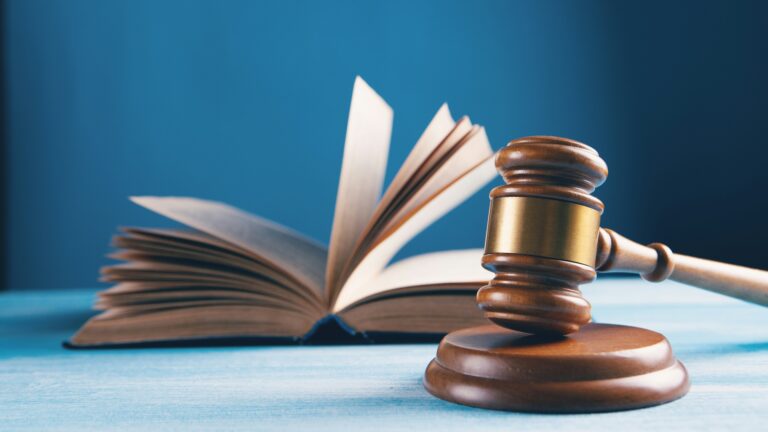 Court sentence illustration (Unsplash)