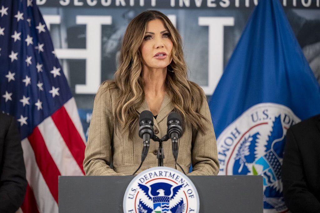 Minneapolis Officers to Get Body Cameras as Democrats Demand Oversight