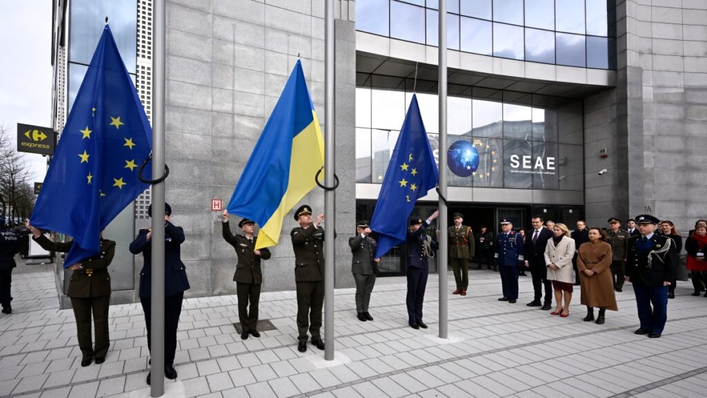 Europe Shows Its Cracks on 4th Anniversary of Ukraine War