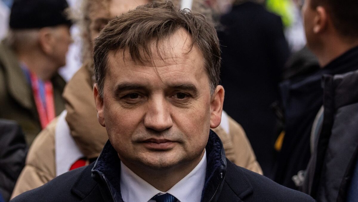 Poland Issues Domestic Arrest Warrant for Former Justice Minister