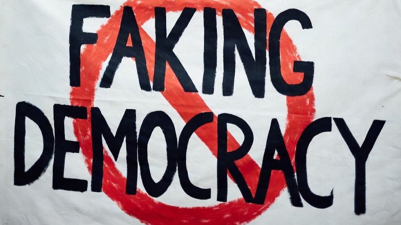 Brussels’ ‘Citizens’ Revolt’? The ‘Grassroots’ Campaign To Ban Russian Imports Raises Questions