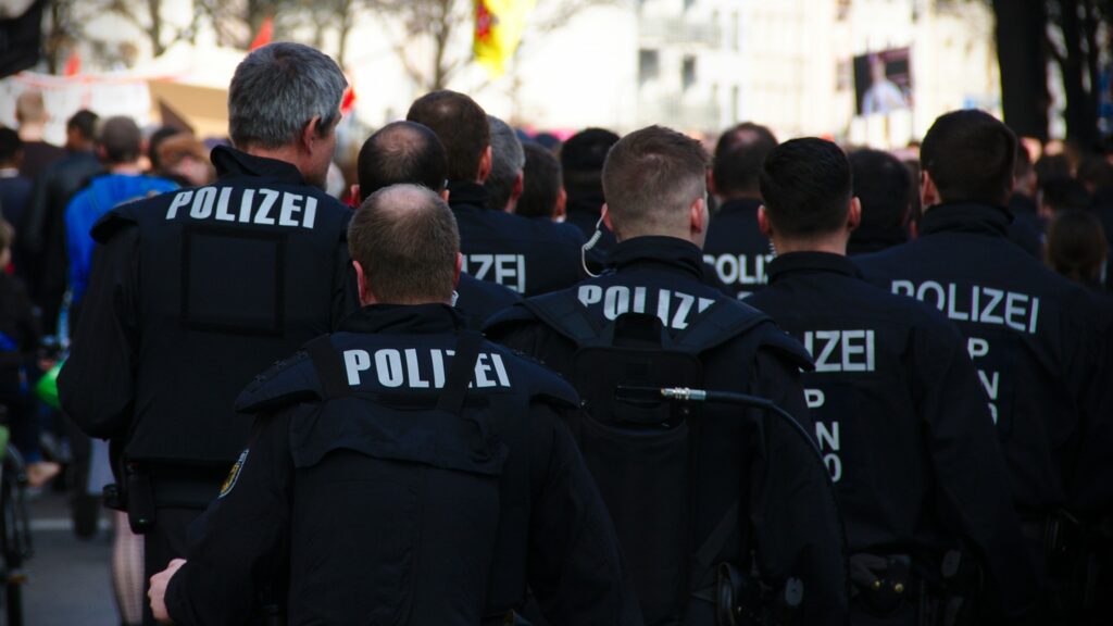 Berlin: Nearly 40% of Police Applicants Fail Basic German Test