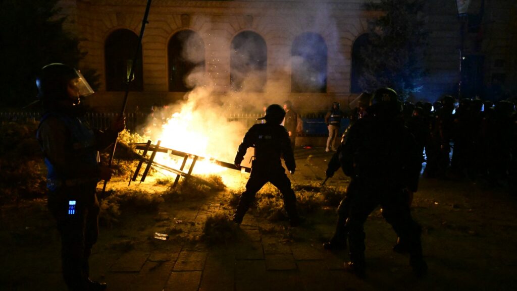 Europe ‘On the Path to Civil War,’ Parliament Told