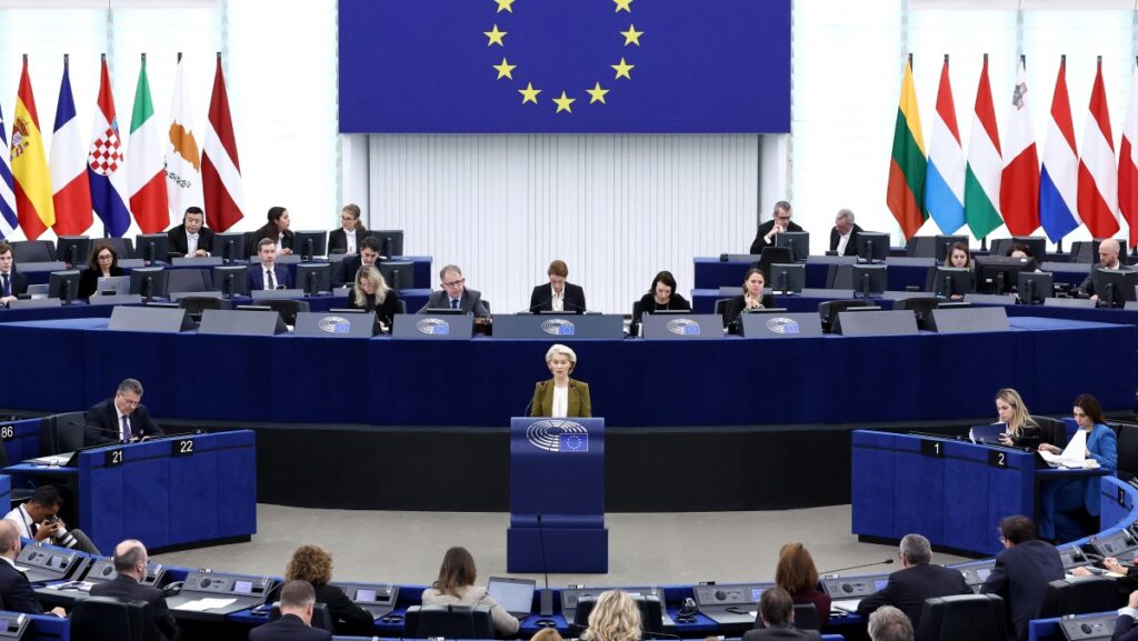 EU Lawmakers Back Tougher Deportation Rules for Illegal Migrants