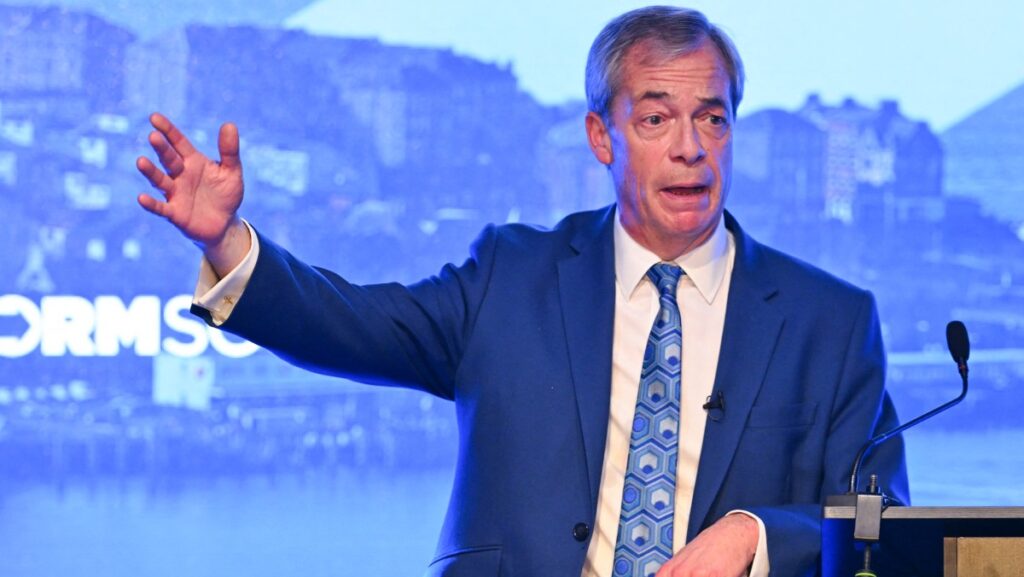 Farage Calls for Ban on Mass Muslim Prayer at UK Historic Sites