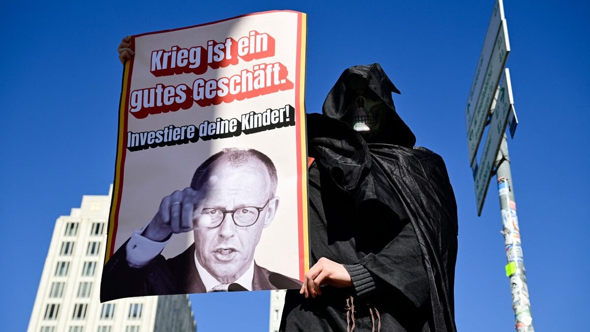 War, Pacifism, and the Failure of German Political Leadership