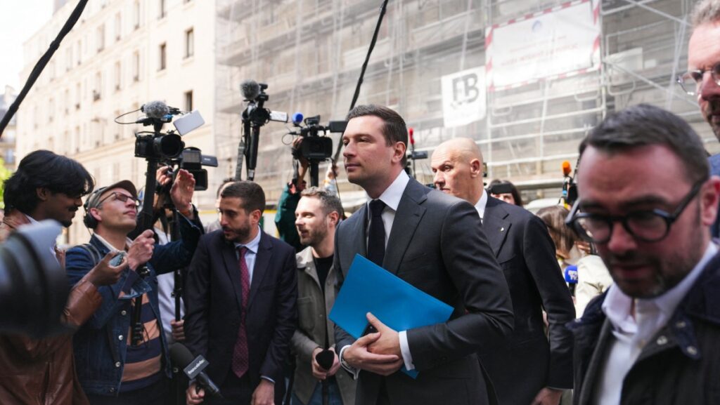 Bardella and Business Leaders: A Crucial Charm Offensive