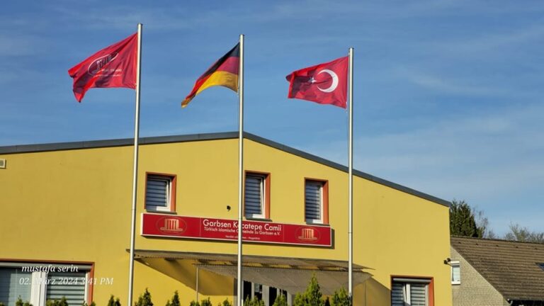 The Garbsen DITIB mosque, exterior