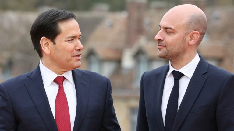 France’s Foreign Affairs Minister Jean-Noël Barrot (R) welcomes U.S. Secretary of State Marco Rubio during a G7 Foreign Ministers’ meeting at the Vaux-de-Cernay Abbey in Cernay-la-Ville on March 27, 2026.