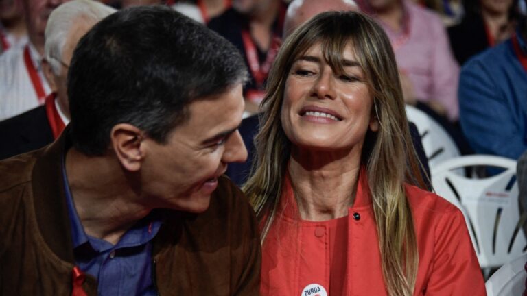 Spain’s prime minister Pedro Sánchez (L) sits with his wife Begoña Gómez as they attend the 41st congress of the Spanish Socialist Workers Party (PSOE) in Seville, on December 1, 2024.