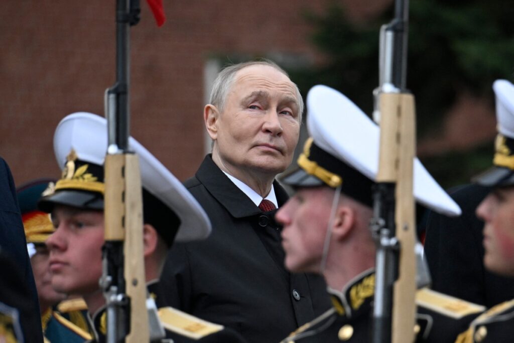 UK Intelligence: Nearly 500,000 Russian Troops Killed in Ukraine