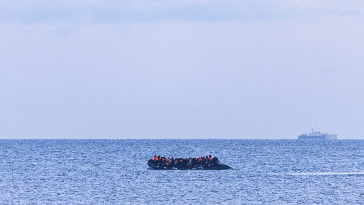 Migrants attempt to cross the English Channel in a smuggler's boat off the coast of Gravelines, northern France, on April 14, 2026.