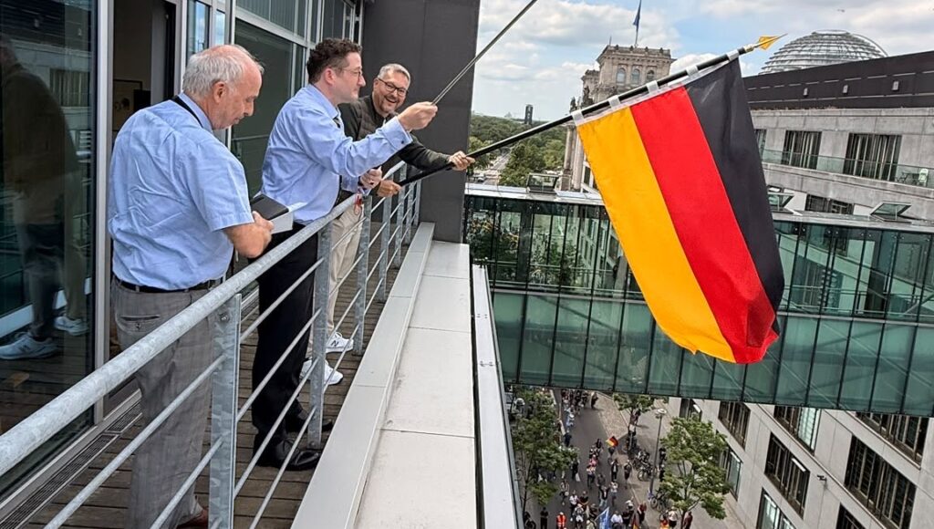 AfD MPs Questioned—For Displaying German Flag