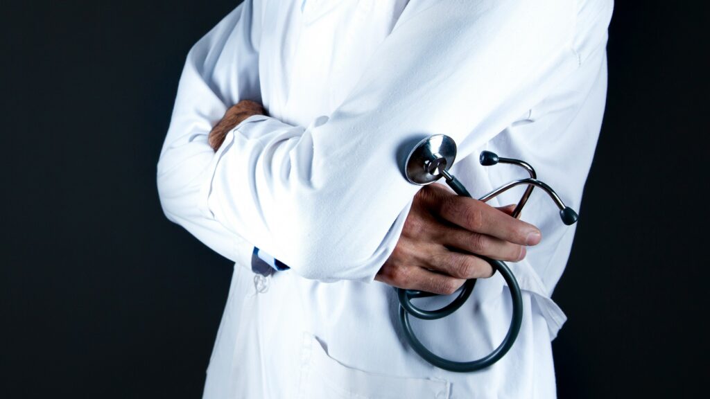 Hypocritical Oaths: Iranian ‘Doctor’ in Norway Threatens Regime Opponents