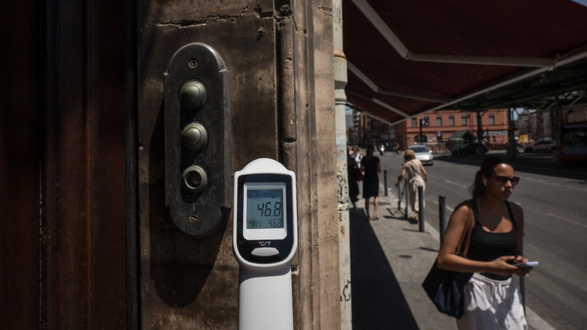 A thermometer shows the temperature of 46.8 degrees Celsius of a doorbell during a heatwave in Toulouse on June 23, 2026.