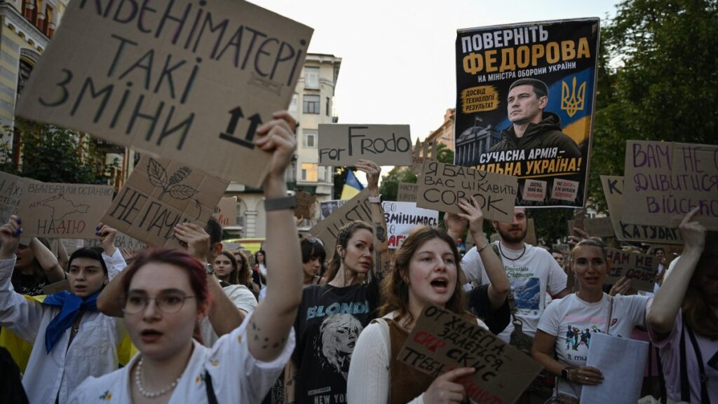 Zelensky Under Pressure as Protests Spread Across Ukraine