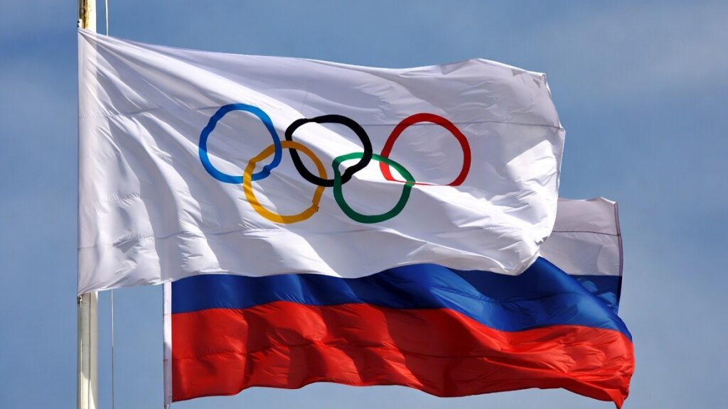 IOC Lifts Suspension of Russian Olympic Committee, Drawing Criticism From UK