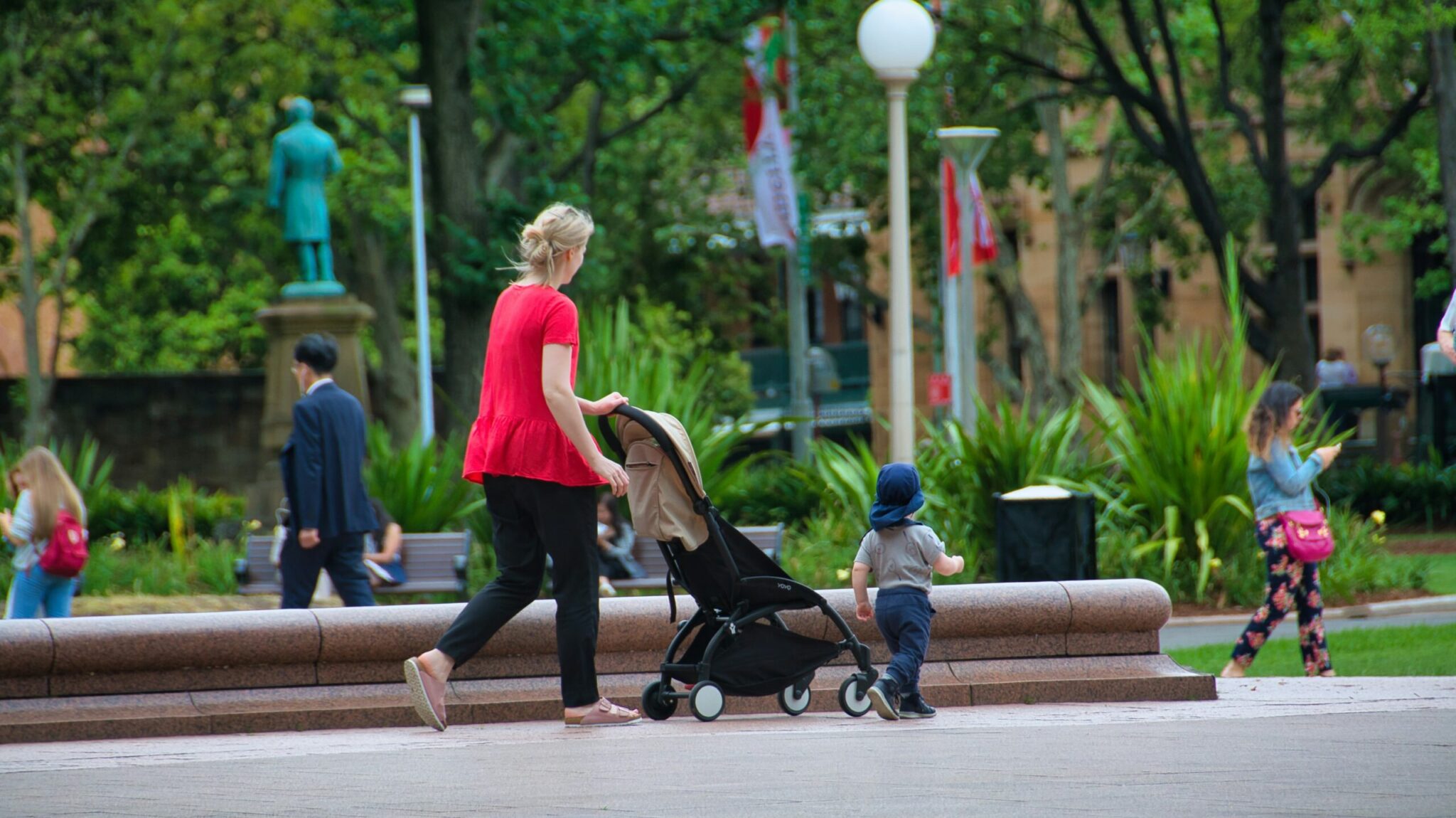 Spain’s Left Says Helping Pregnant Mothers Is an Attack on Abortion