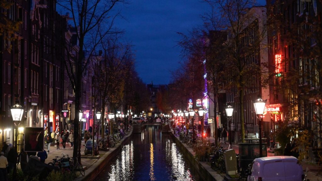Dutch Women Feel Unsafe on the Streets at Night, Survey Finds