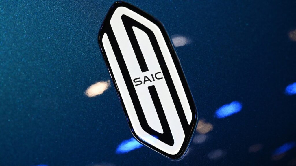 The SAIC logo is seen on an SAIC Z7T at the Beijing Auto Show in Beijing on April 26, 2026.