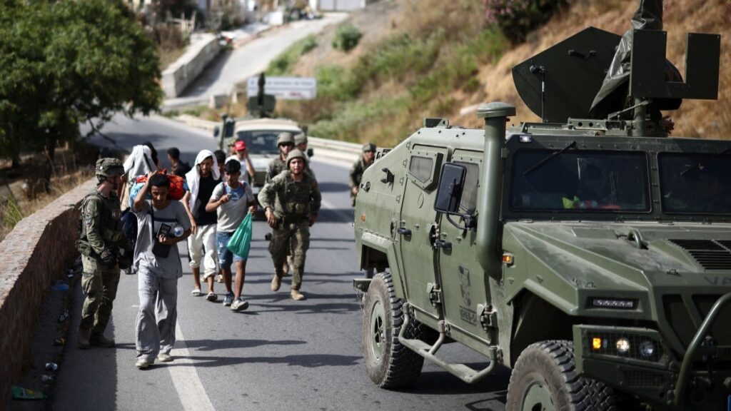 Spanish Police Warns Known Jihadists Were Among the Thousands Storming Ceuta