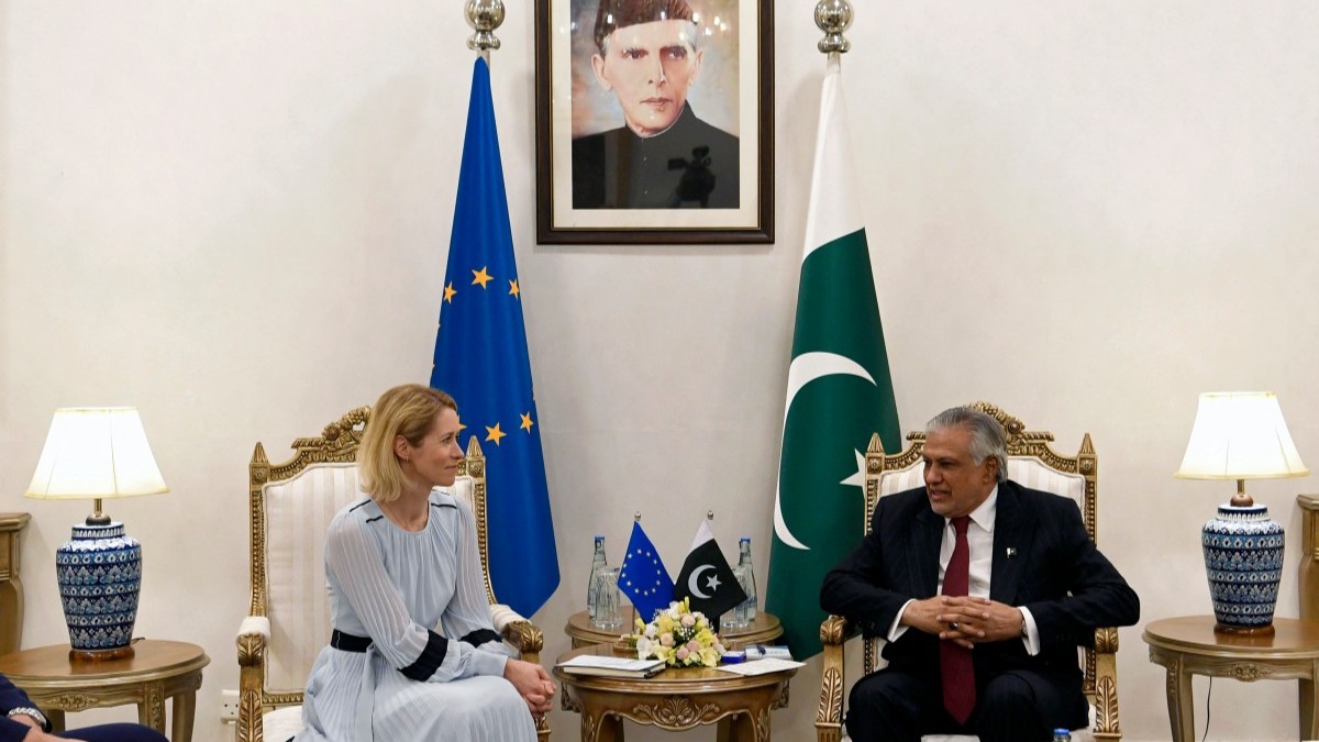 Pakistan’s Foreign Minister Ishaq Dar (R) speaks with EU High Representative and Vice-President for Foreign Affairs and Security Policy Kaja Kallas during a meeting at the Foreign Ministry in Islamabad on June 1, 2026.